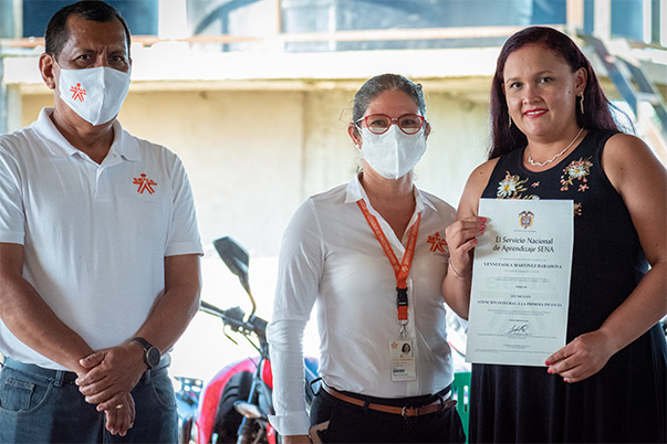 Ocho mujeres del ETCR de Colinas Guaviare, recibieron certificación SENA como Técnicas en Atención Integral a la Primera Infanci