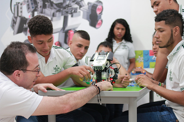 Con el SENA, la metodología Lego Education llega al Urabá 