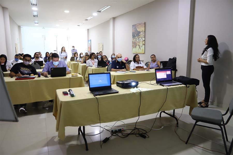 presentación de la oferta institucional SENA en la regional Guajira.